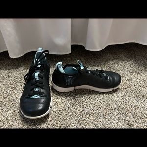 Clarks size 6 super comfortable